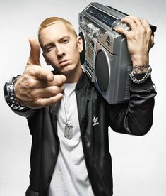 Eminem is going to be a grandfather, he reveals in ‘Temporary’ music video